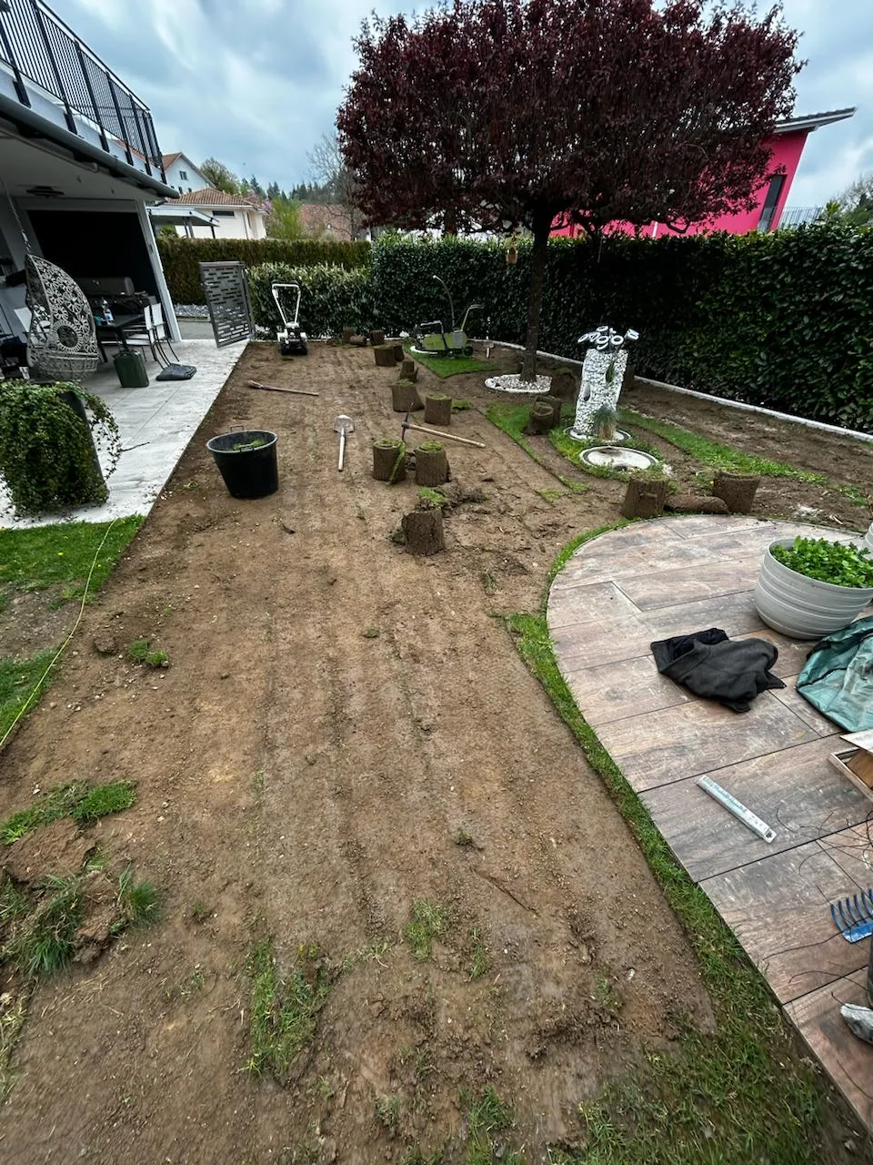 Bepflanzungen und Bau - Neuanlagen und Gartengestaltung